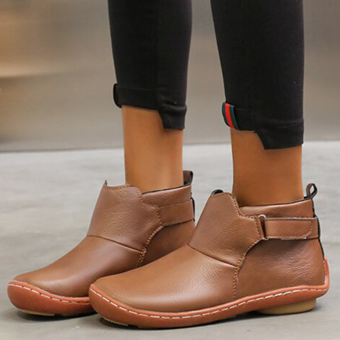 Leather autumn shoes: elegance and comfort for the season
