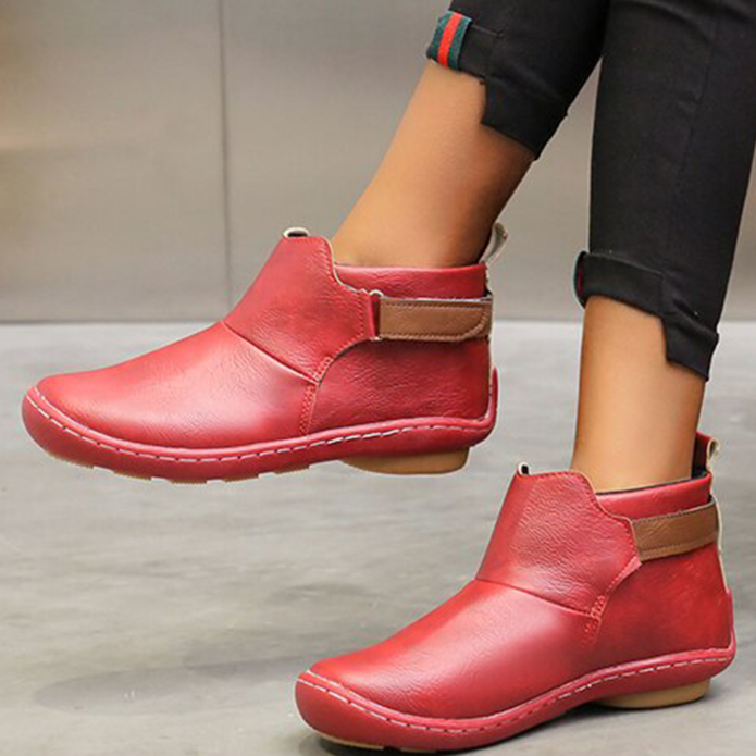 Leather autumn shoes: elegance and comfort for the season